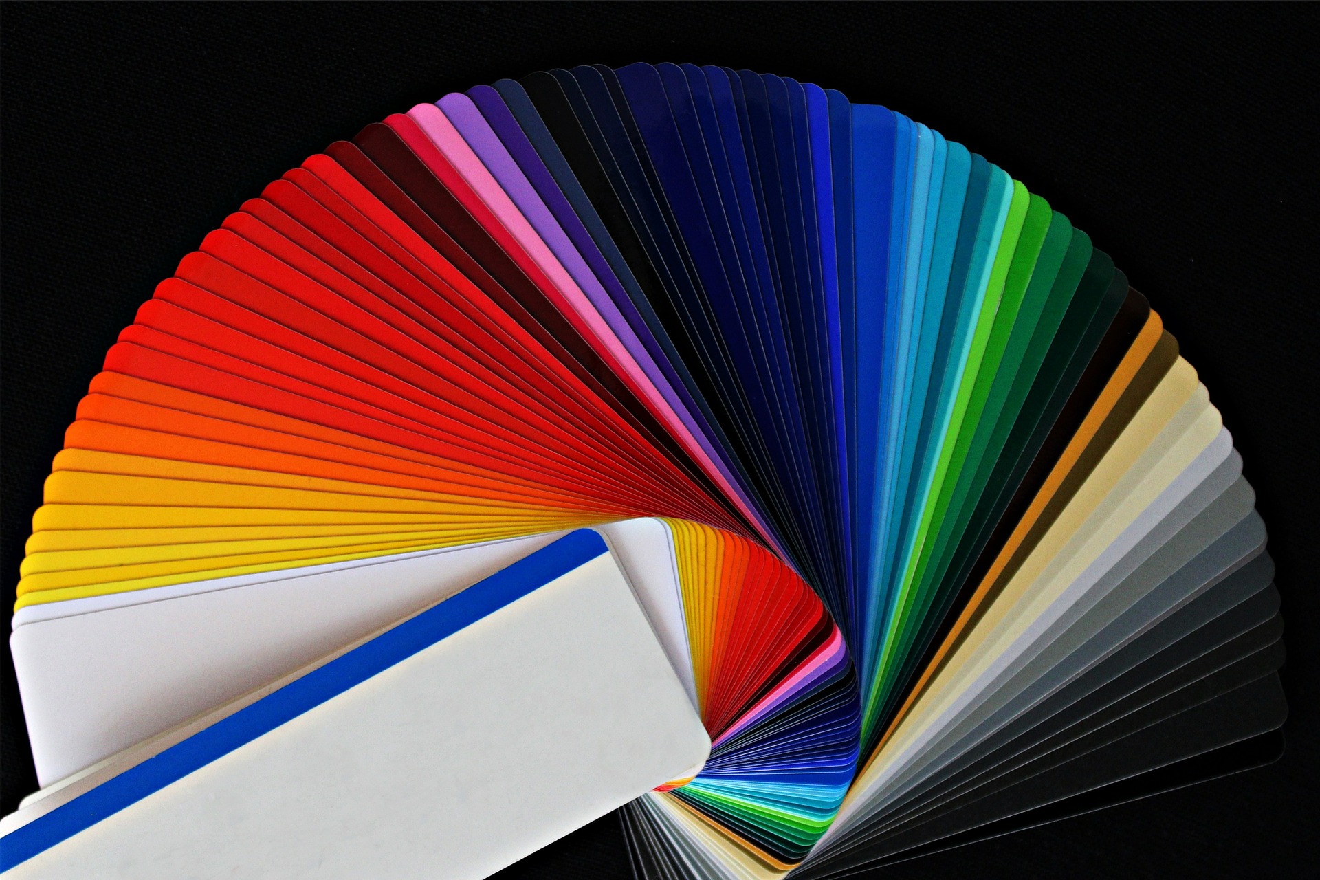color-fan-497004_1920